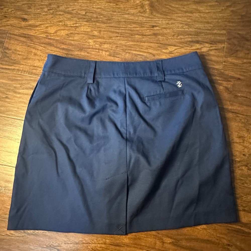 Women’s Izod navy blue golf skort size 10 - Picture 2 of 2